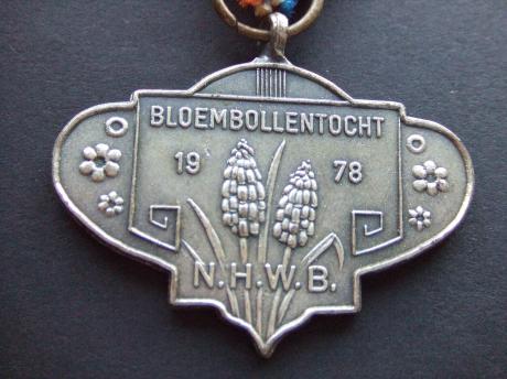 N.H.W.B.(Noord-Hollandse Wandelbond) bloembollentocht 1978, Blauwe druifjes